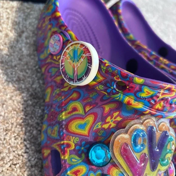 Colorful Women’s Lisa Frank Clogs with Groovy Design Size 8 - Picture 3 of 5